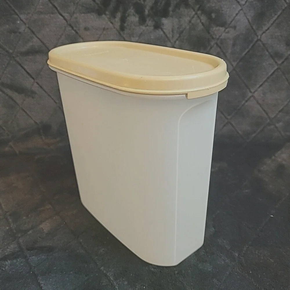 Tupperware excellent pre